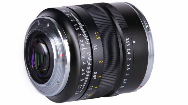 Mitakon Speedmaster 17 мм f/0.95