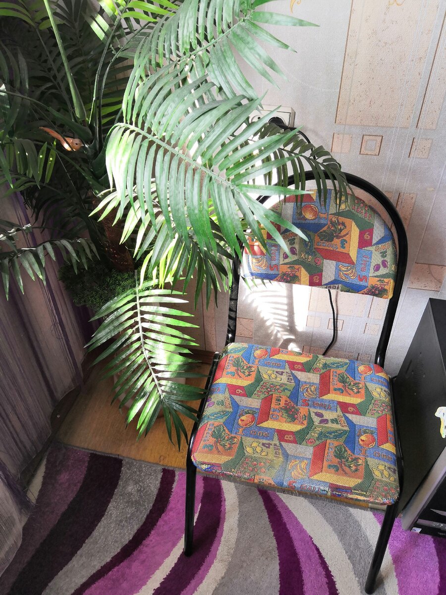 Стул умоляет о пощаде. Фото автора блога