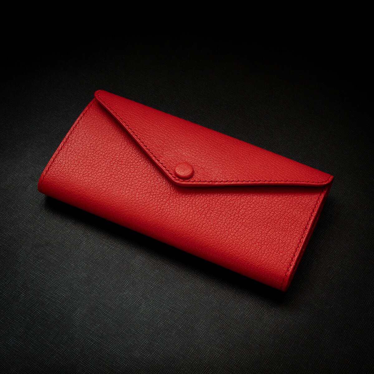 Вид спереди