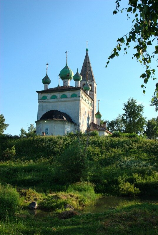 Храм Воскресения Христова с. Вятское