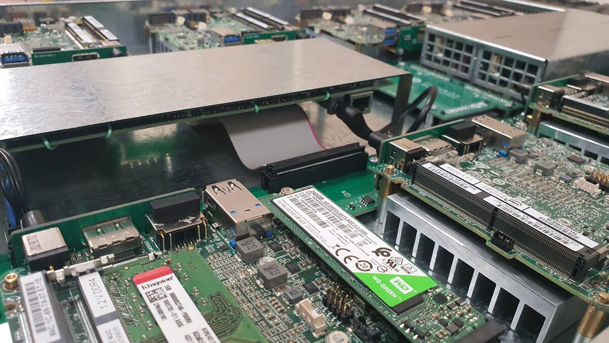 ComBox NUC сервер для исполнения нейронных сетей
