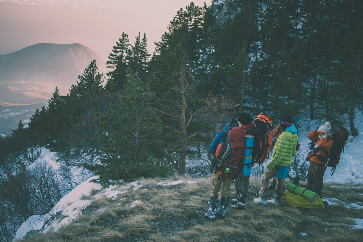 Туристы на Ангарском перевале / Фото: Руслан Дёмин