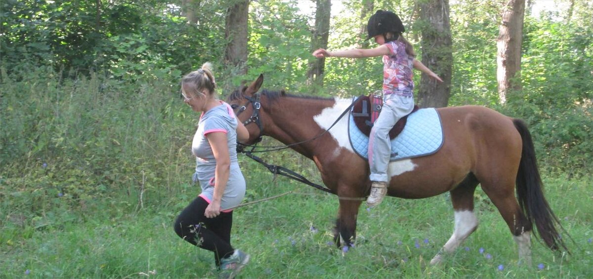 Упражнение "руки в стороны и махи ими". Фото автора