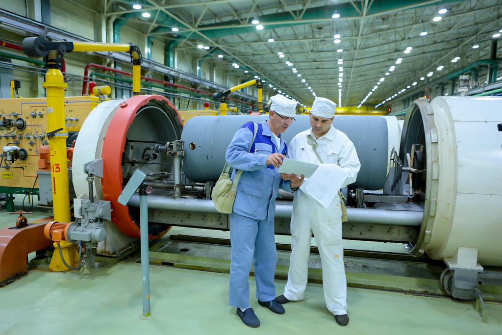 Химучасток, можете представить меня в белом костюме