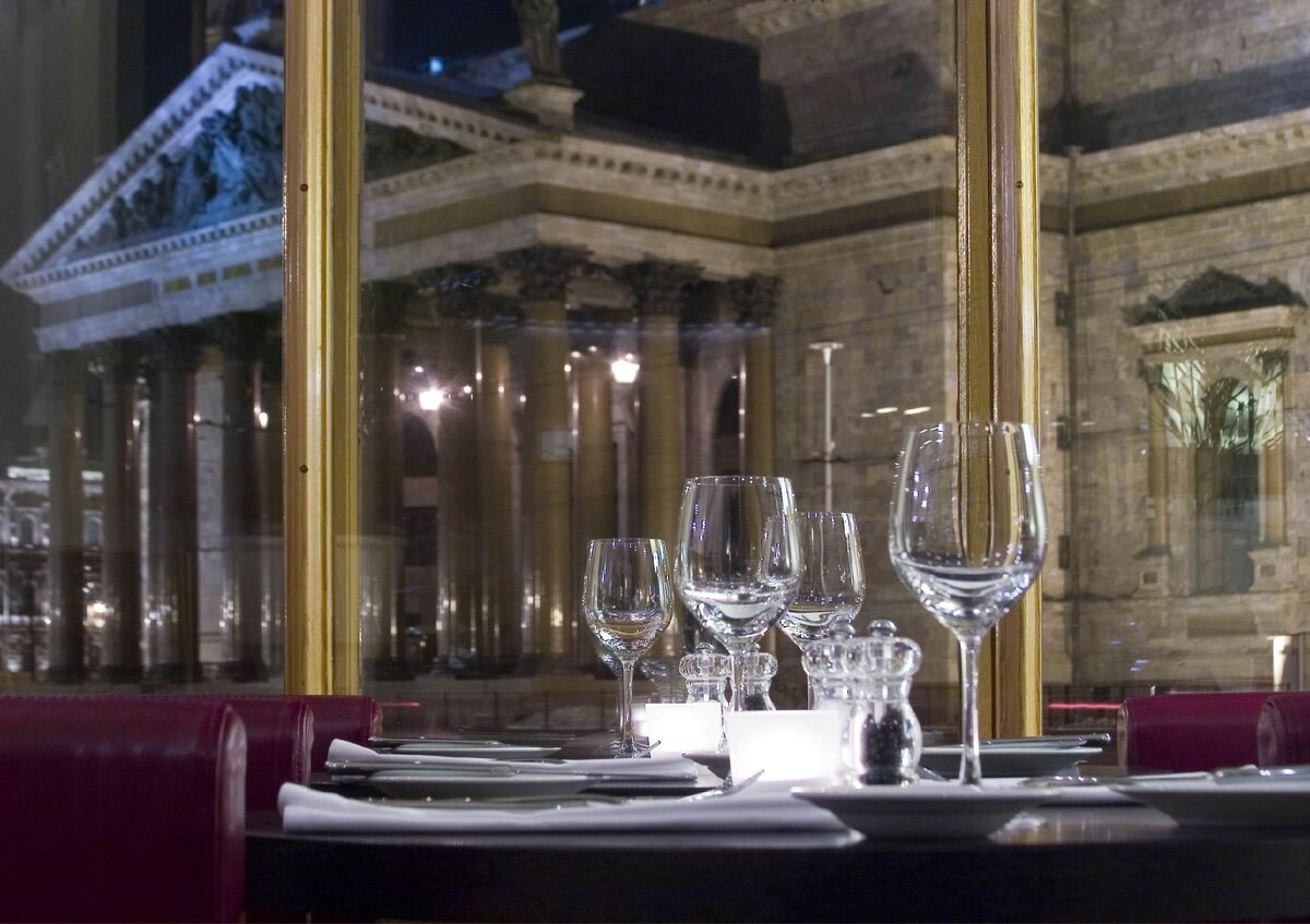 Ресторан в "Англетере"