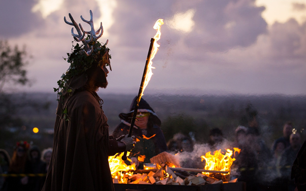 Фото: https://ufologov.net/noc-samajna-prazdnik-keltov-i-vedm-ego-tradicii-obrady-i-ritualy/