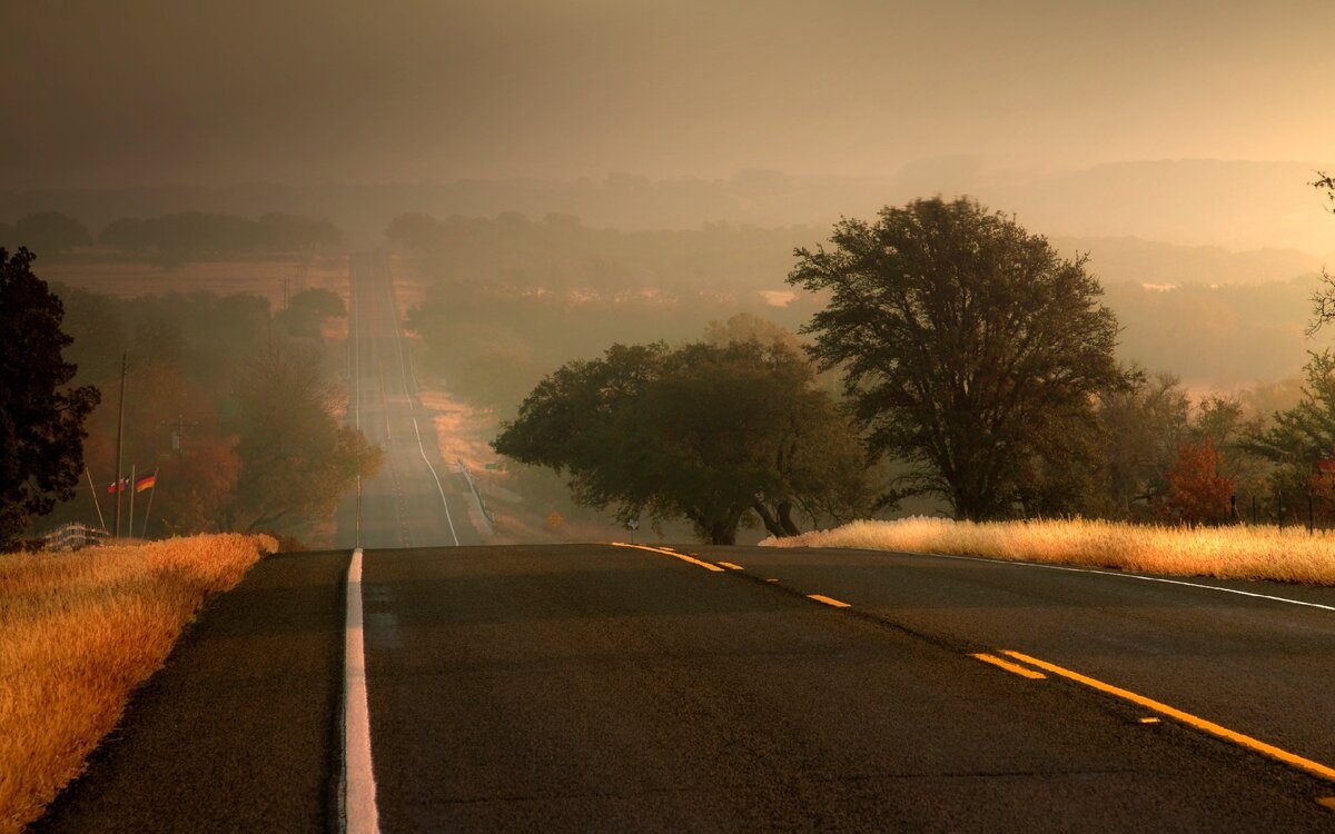 Все знают, что жизнь одна. Но упорно откладывают ее на потом.