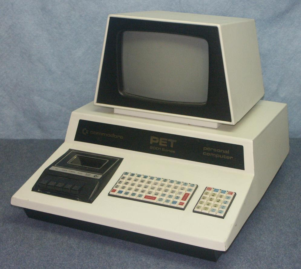 Computers machine. Commodore Pet 2001. Компьютер Commodore Pet. Компьютеры прошлого века. Компьютер 20 века.