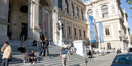 Корпус Венского государственного университета