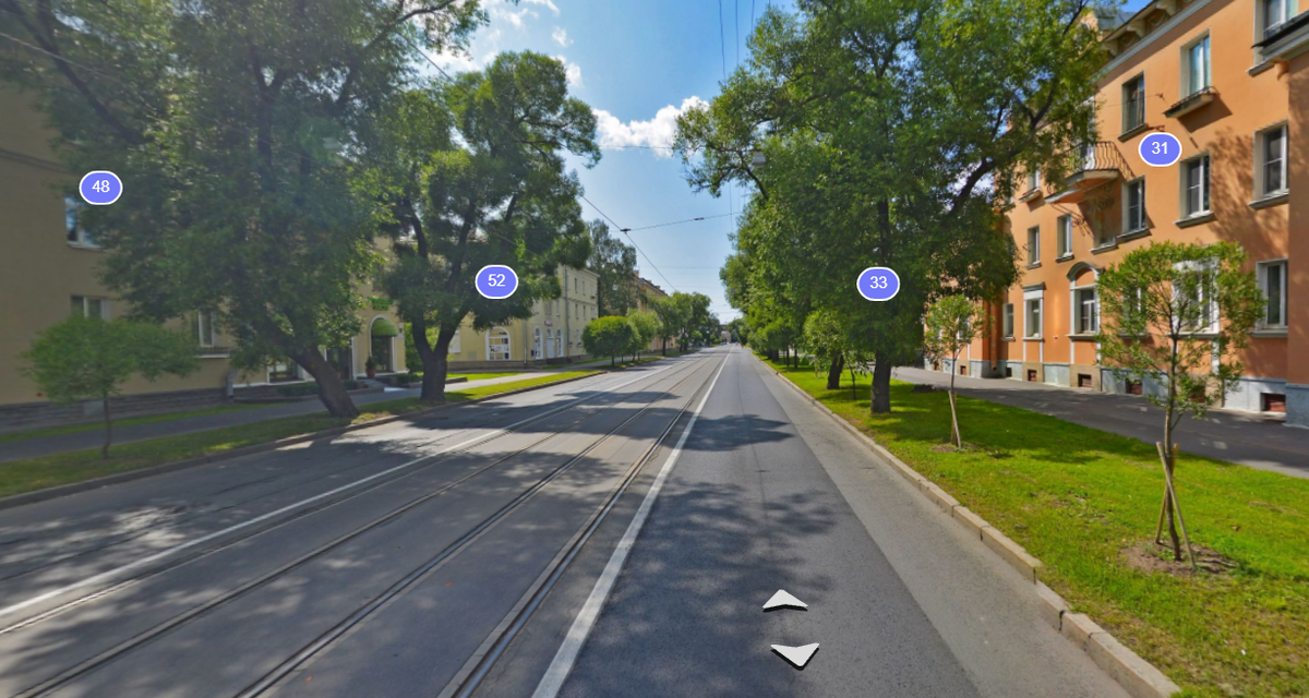 Снимок с Яндекс-панорам - район практически в центре города