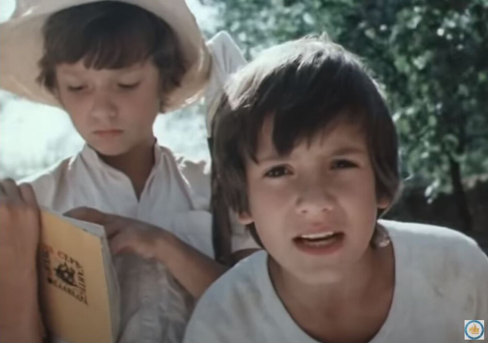 Кадр из фильма "Каникулы Петрова и Васечкина, обыкновенные и невероятные" (1984 г.)