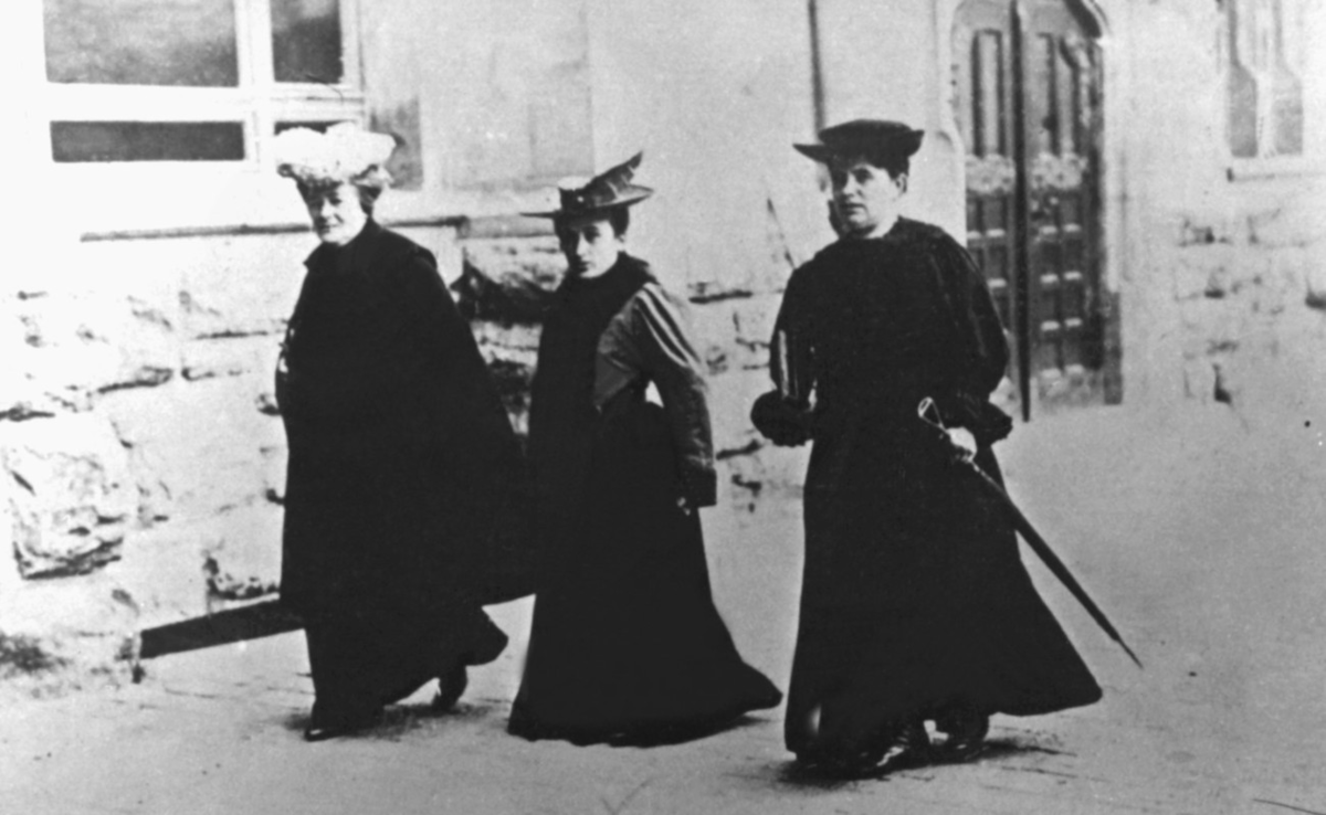 ����� ������ � ���� ����������