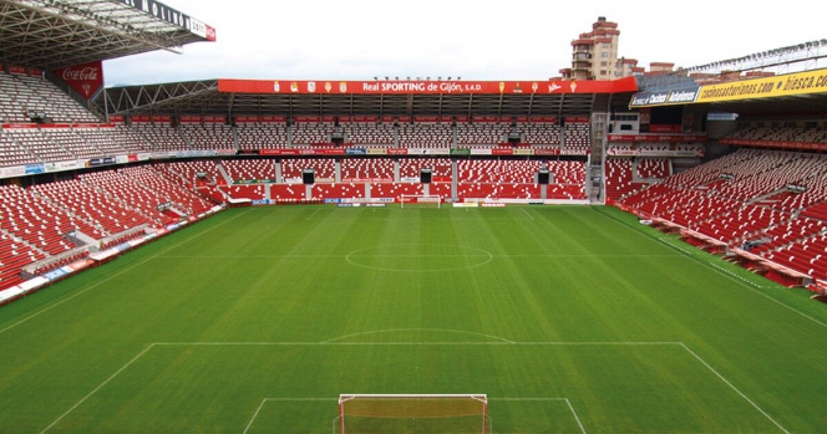 Стадион  «Эль Молинон»