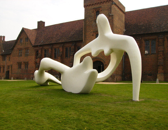 Скульптура Генри Мура