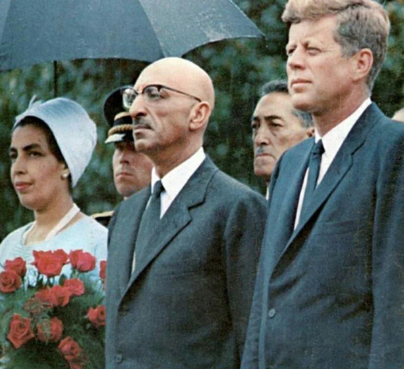 Его величество наследный эмир Бурухтании Бурухтан-второй-второй говорит вам: здравствуйте!