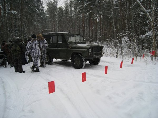 Губернаторская гонка за показателями: с оцеплением кварталов и военными.0