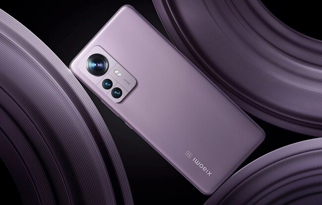 Xiaomi 12 Pro - самый продвинутый мобильник