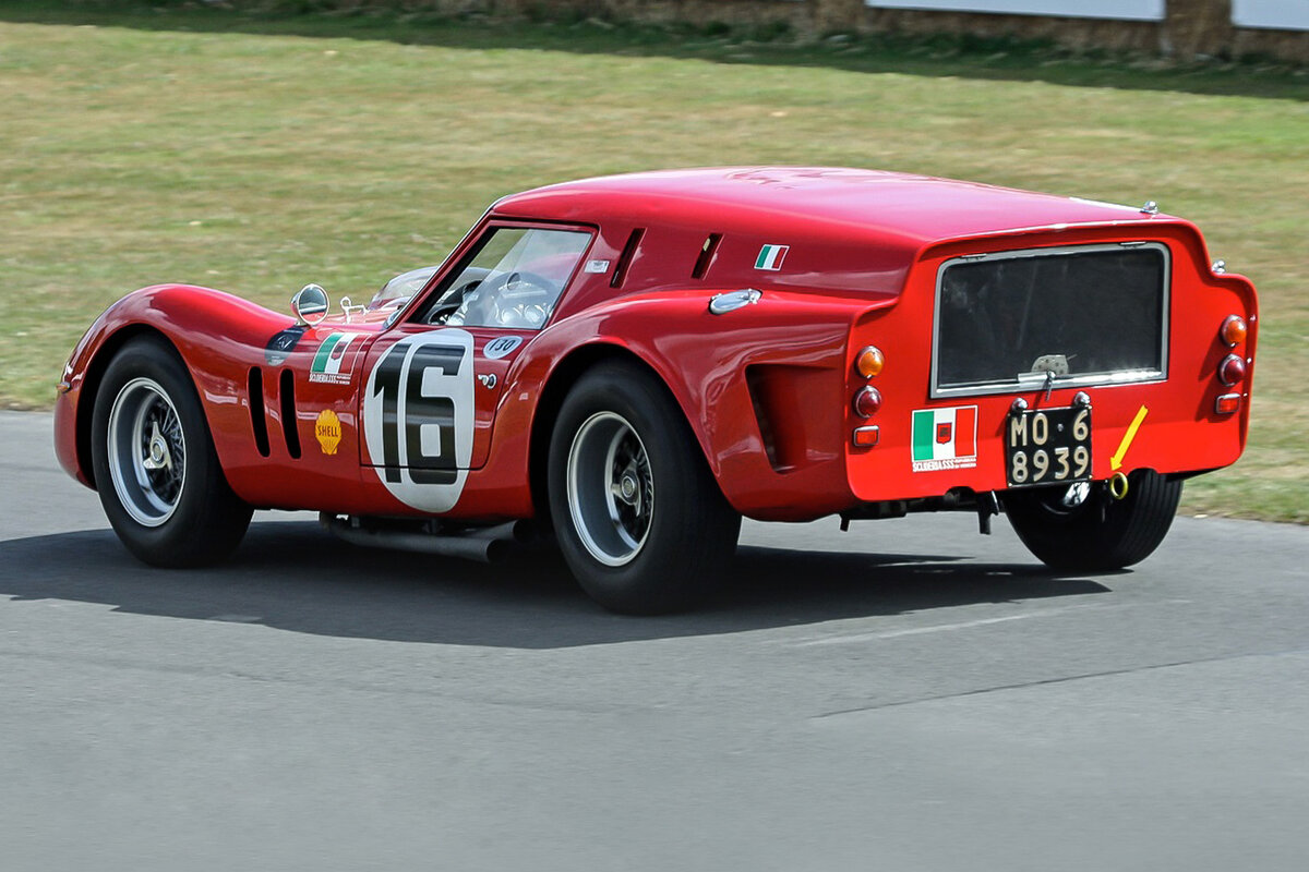    «Хлебный фургон» 250 GT Breadvan от Джотто Бицзаррини бросил вызов 250 GTO из Маранелло