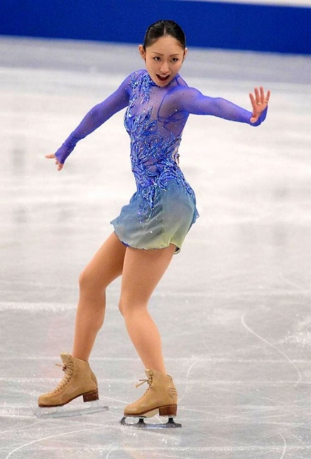 На фото: Мики Андо