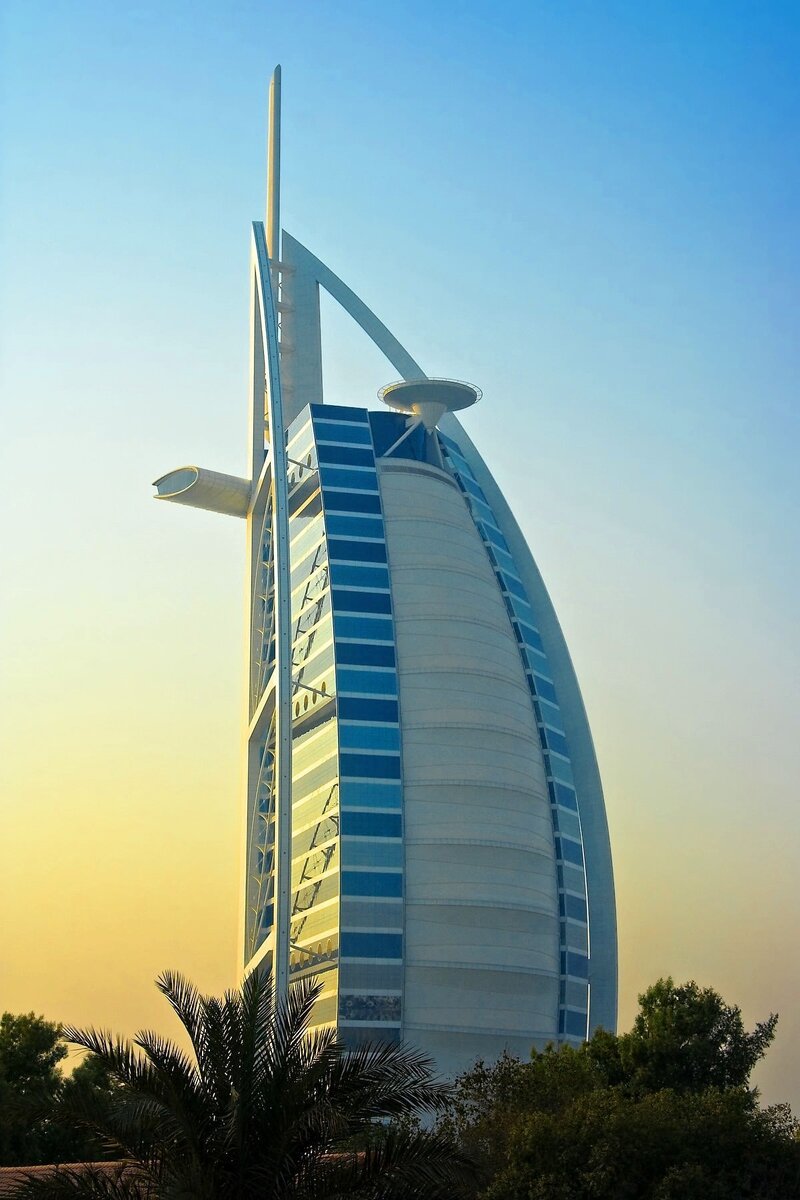 28 Этажный небоскрёб Burj al arab