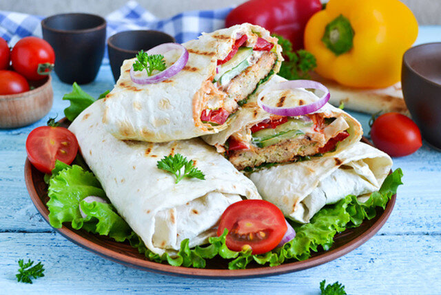                                                      Шаурма по домашнему из курицы.
