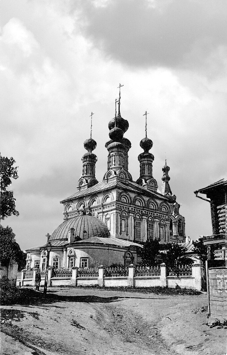 Фото №1. Спасо-Преображенский собор 1666 г.о., Конец ХIХ в. Фото неизвестного автора.