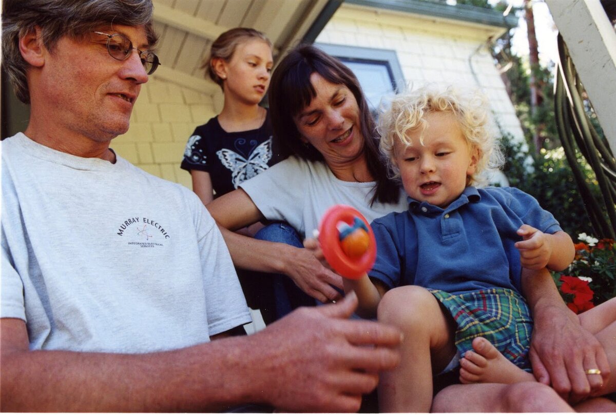 на фото семья Кэтлин Тайсон