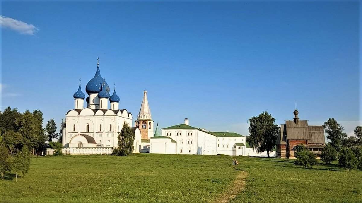 Суздальский кремль смотрим в первую очередь