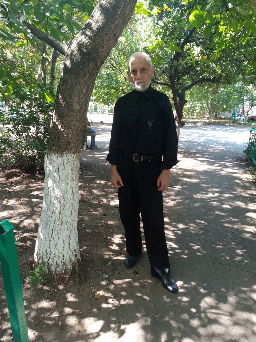 Вазген.