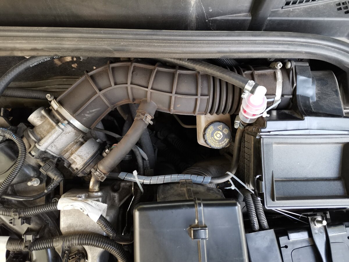 Лада Веста, врезка фильтра в первый контур отвода картерных газов ...