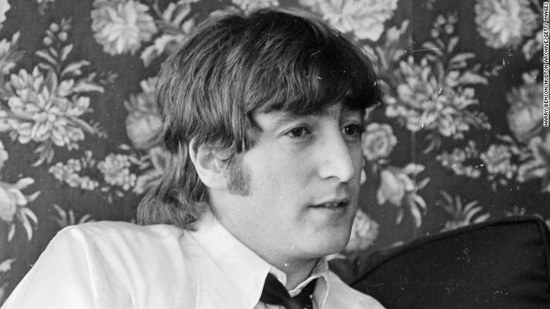 Поместье Джона Леннона объединилось с TikTok в честь 80-летия покойного Beatles
