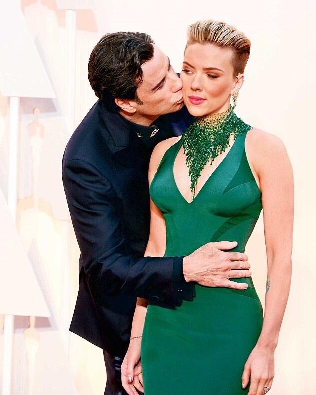 Джон  "Похотливые ручки" в действии