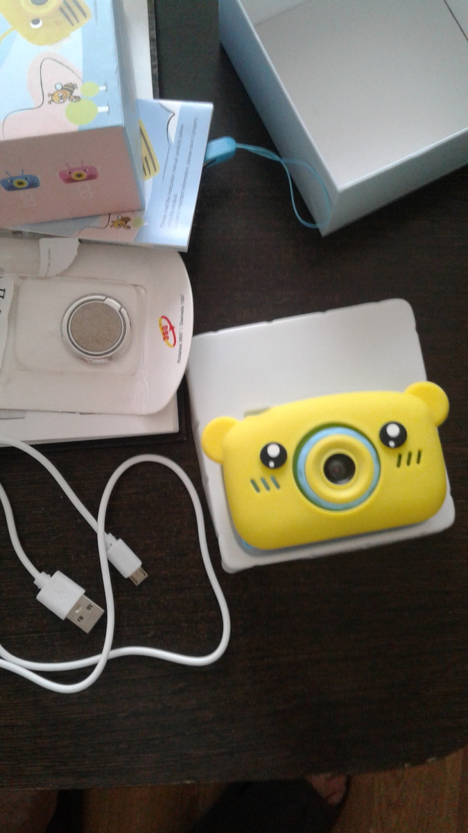 Мы выбрали для четырехлетки вот такой вот яркий забавный  вариант