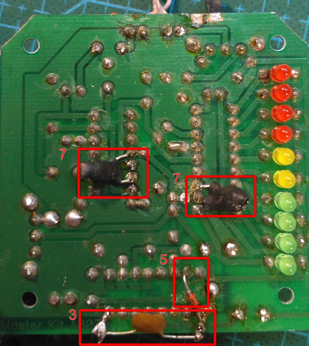 LCD Samsung LE40AA1F - не включается