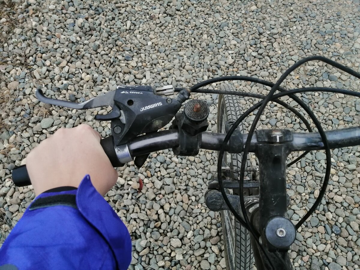 Днем мёрзнут руки