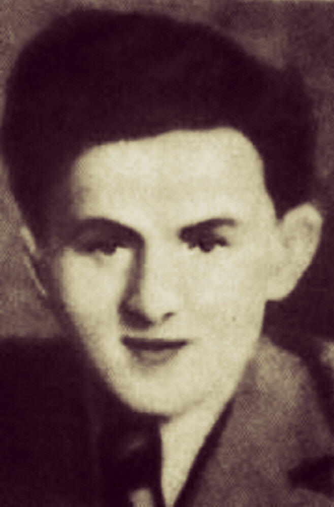 Боец 1-го латышского добровольческого полка Бина Лурье. Источник: molodguard.ru