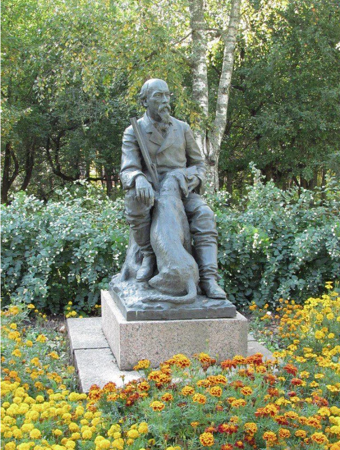 Памятник Николаю Некрасову. Источник фото:dogmuseum.ru