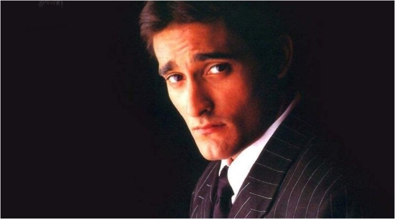 Акшай Кханна - https://clck.ru/TpvLf