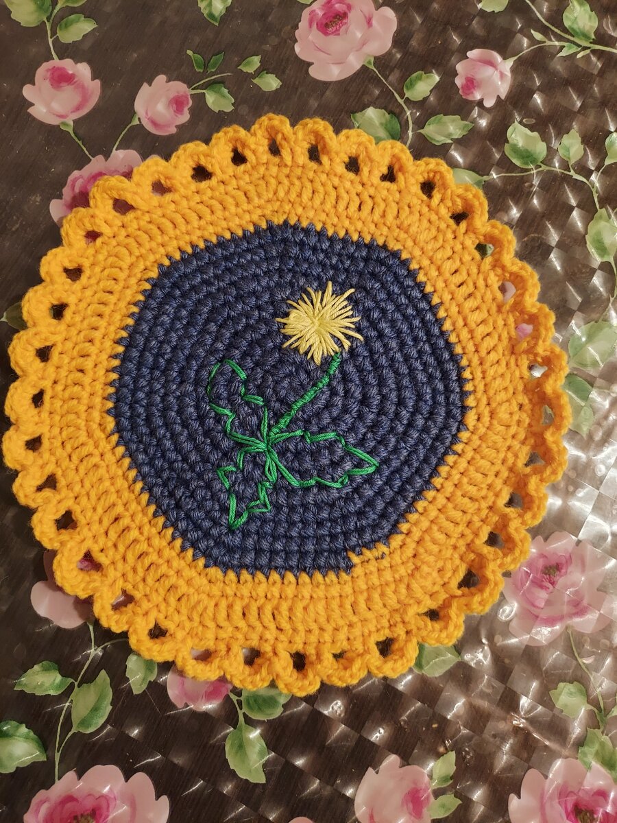 Подставка под горячее.