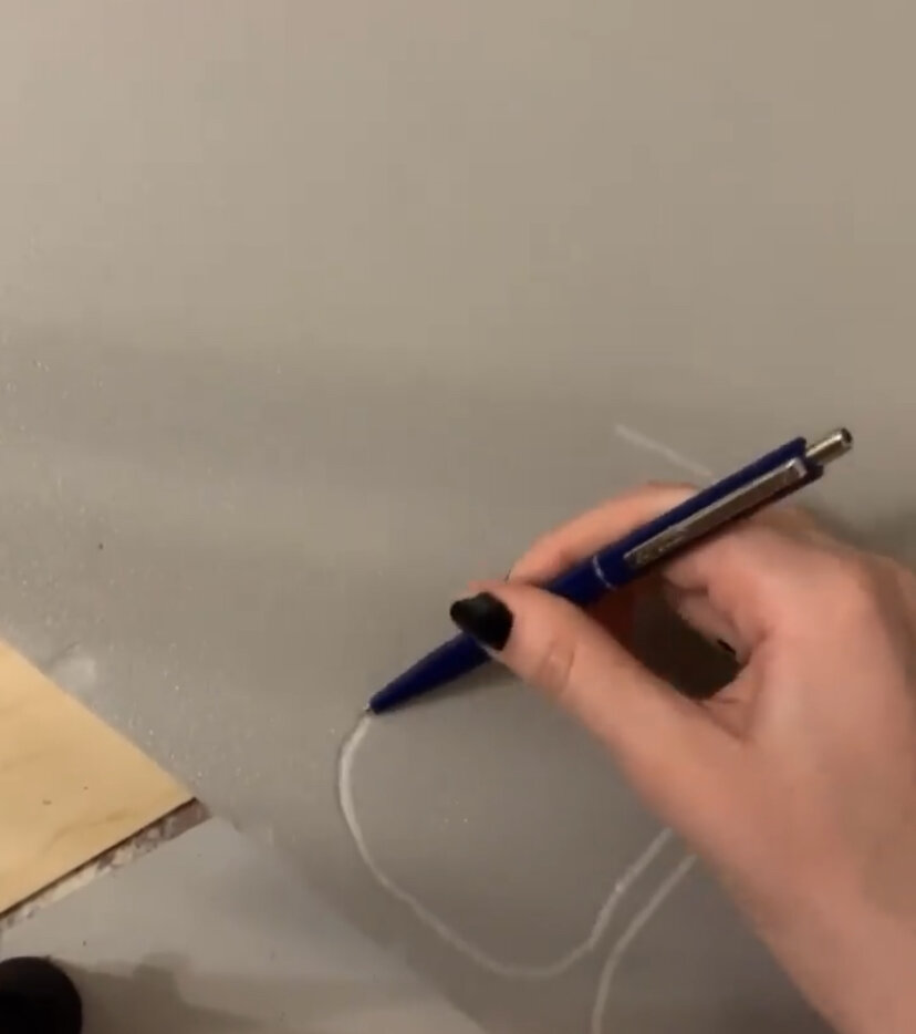 Прорисовываю узор камней