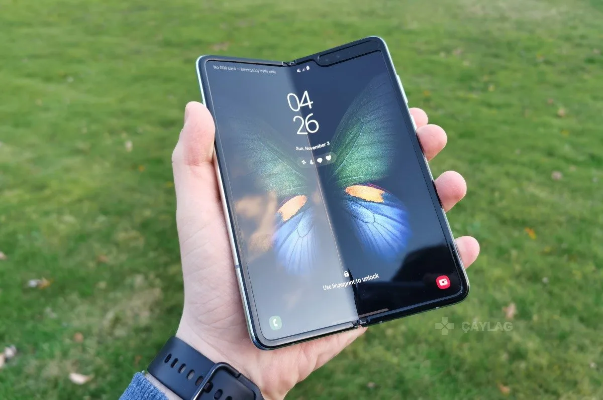 Фола телефон. Смартфон Samsung Galaxy Fold 2. Самсунг галакси z Fold 2. Самсунг галакси фолд 3. Samsung Galaxy z Fold 1.