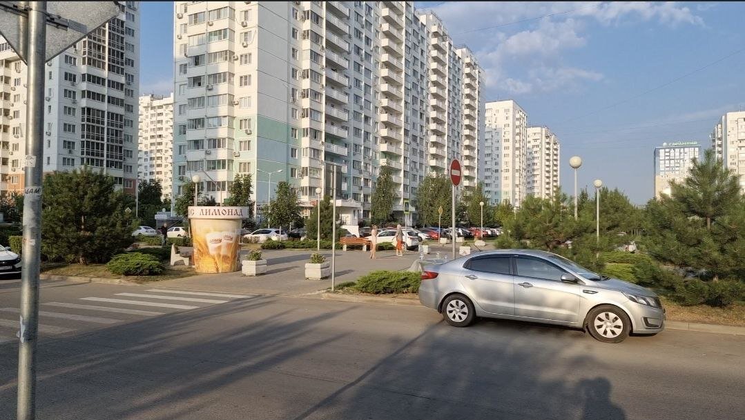 Улица Карякина