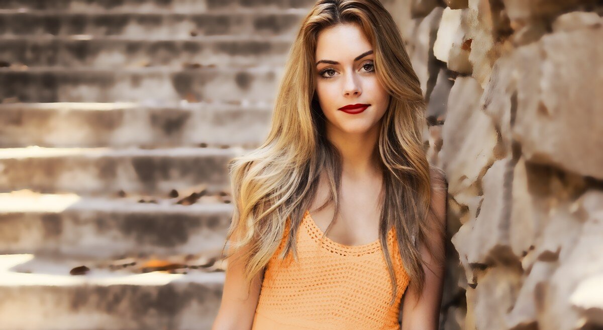 Она романтична и справедлива