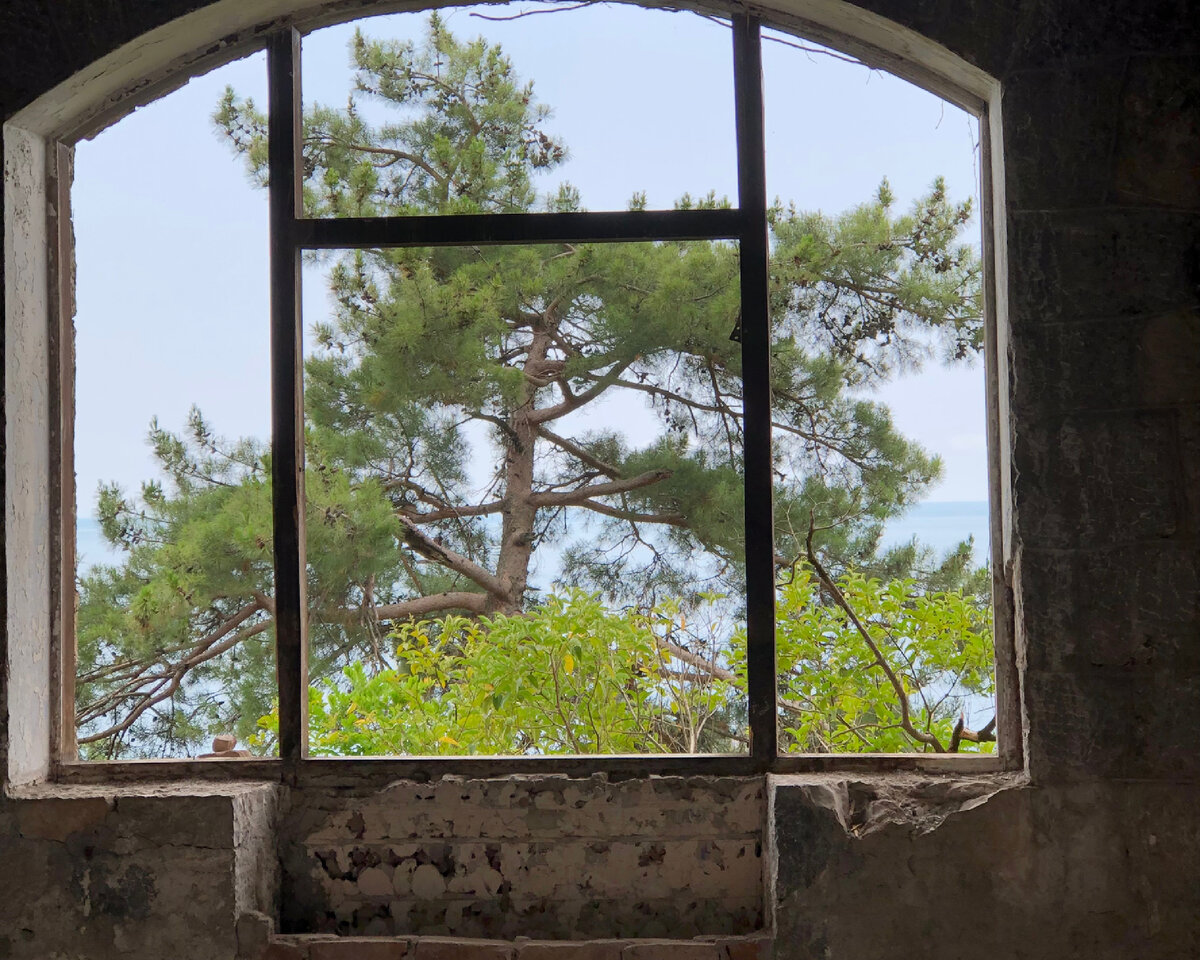 Вид из Замка принца Ольденбургского