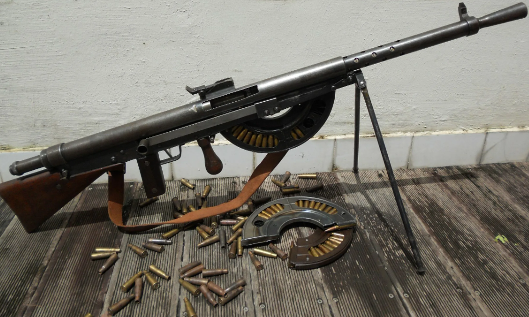 Фото с сайта thefedoralounge.com