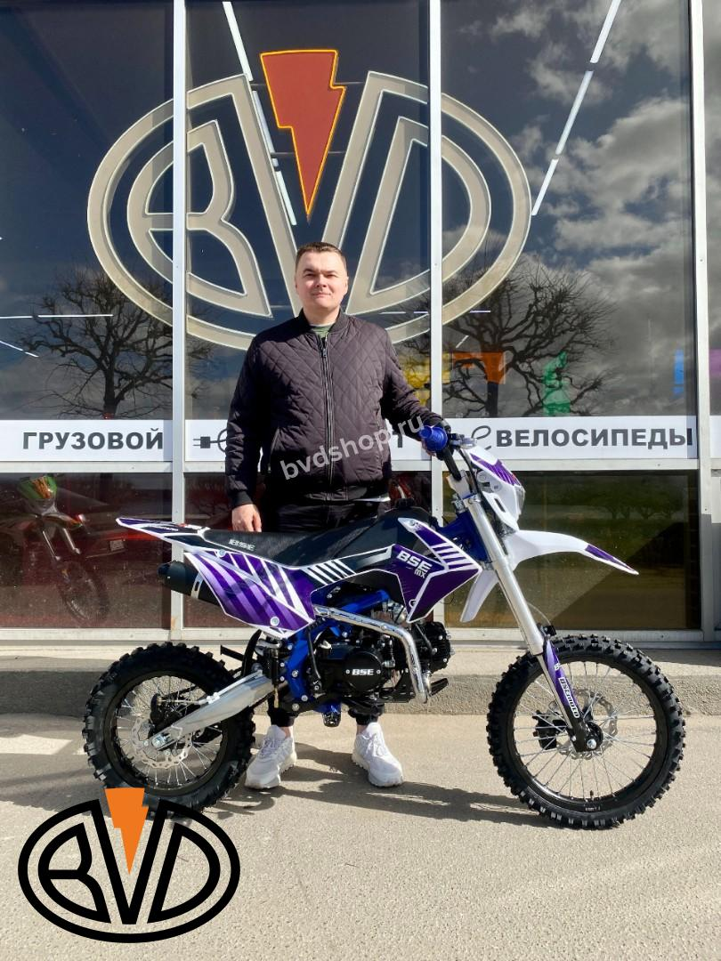 У этой модели, например, колеса 17/14