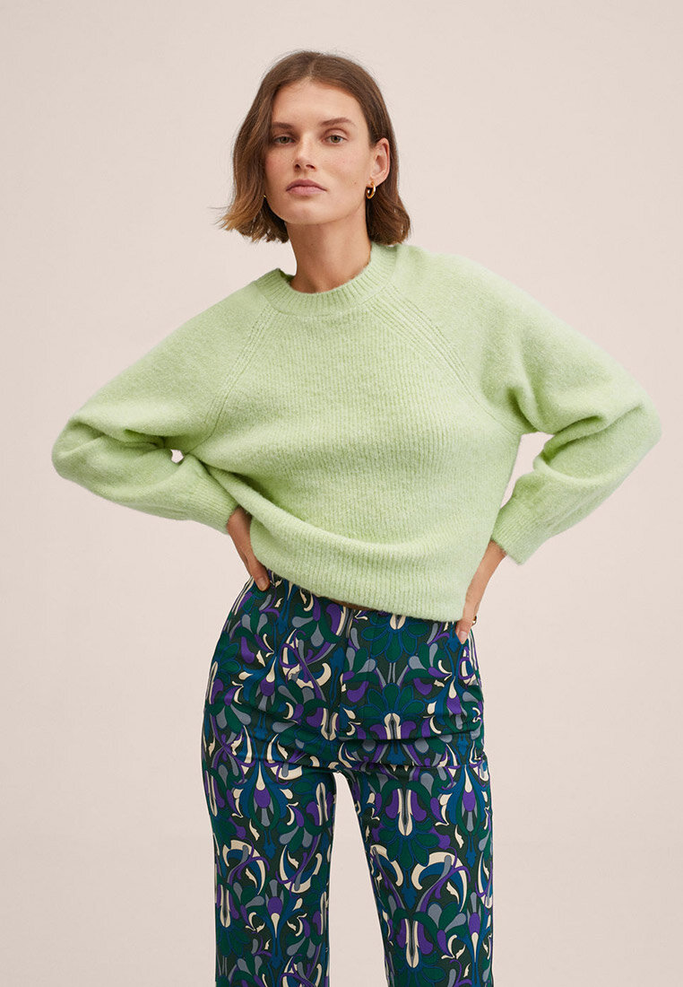 Зелёный свитер