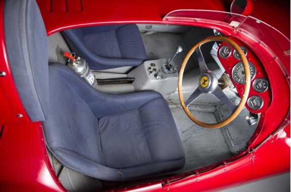Салон Ferrari 375-Plus Spider Competizione 