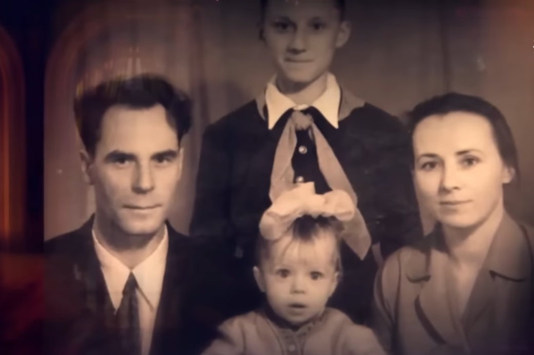 Юрий Беляев с семьей 