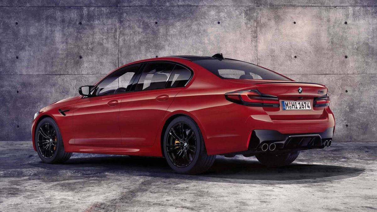 BMW M5 f90